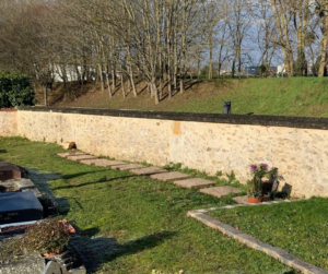 cavurnes cimetière de marines